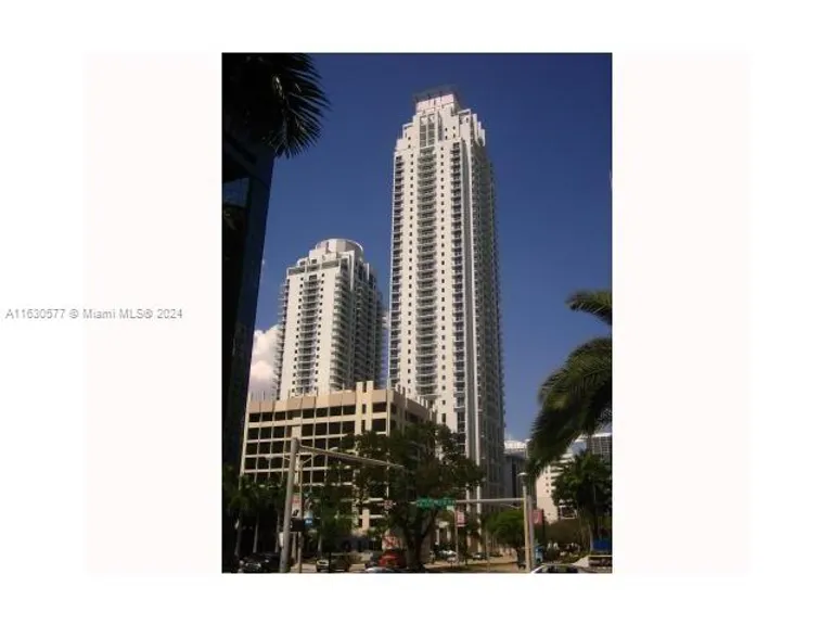 New York City Real Estate | View 1060 Brickell Ave, 2809 | Listing | View 7