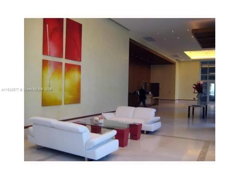 New York City Real Estate | View 1060 Brickell Ave, 2809 | Listing | View 6