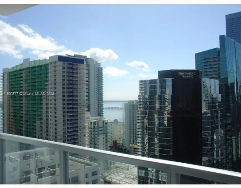 New York City Real Estate | View 1060 Brickell Ave, 2809 | 1 Bath | View 1