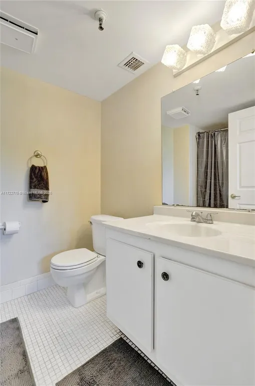South Florida Real Estate | View 4570 NW 18th Ave, 202 | Listing | View 25