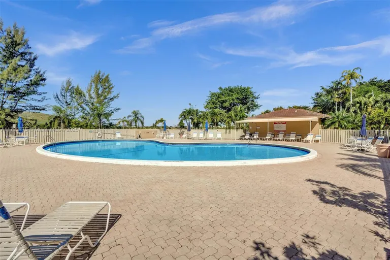 South Florida Real Estate | View 4570 NW 18th Ave, 202 | Listing | View 3