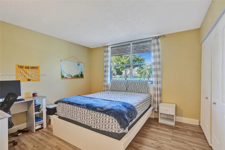 South Florida Real Estate | View 4570 NW 18th Ave, 202 | Listing | View 21