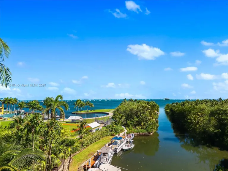 South Florida Real Estate | View 3373 Poinciana Ave | Listing | View 6