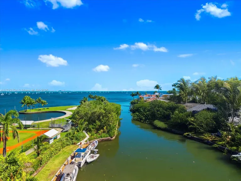 South Florida Real Estate | View 3373 Poinciana Ave | Listing | View 7