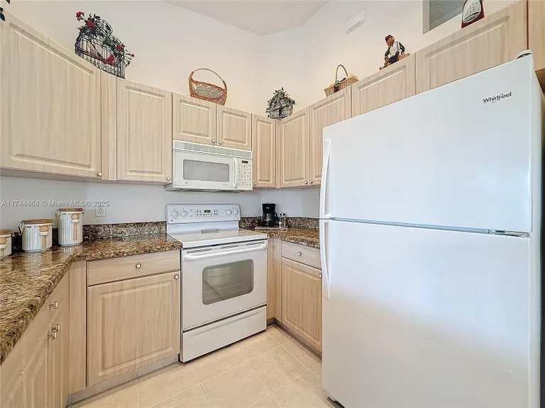 South Florida Real Estate | View 4356 NW 1st St | Listing | View 7
