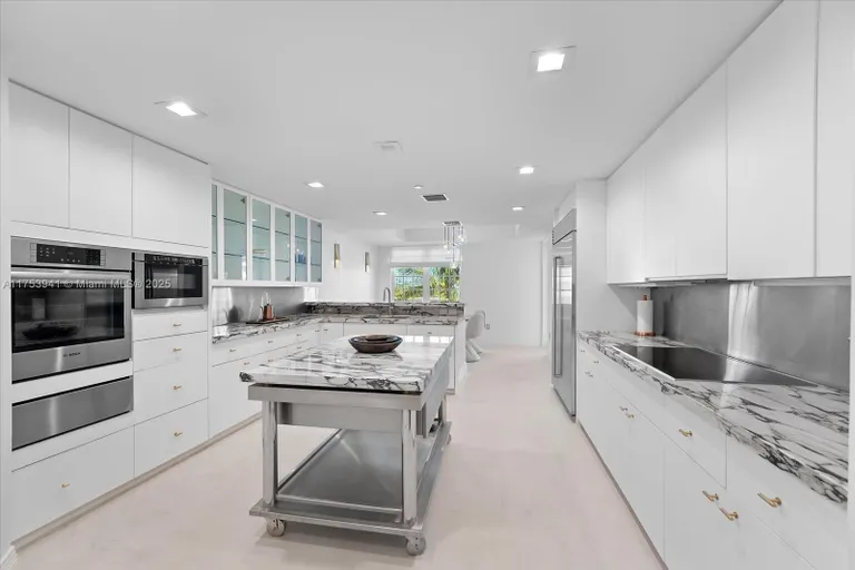 South Florida Real Estate | View 7441 Fisher Island Dr, 7441 | Listing | View 16