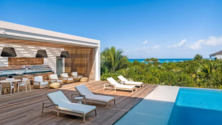 Turks and Caicos Real Estate | View BEACH ENCLAVE GRACE BAY, 8 | 4 Beds, 3 Baths | View 1