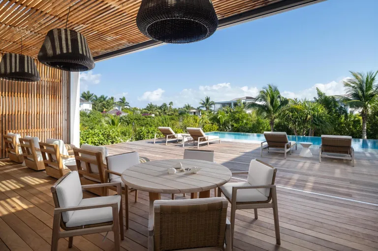 Turks and Caicos Real Estate | View BEACH ENCLAVE GRACE BAY, 8 | Listing | View 38