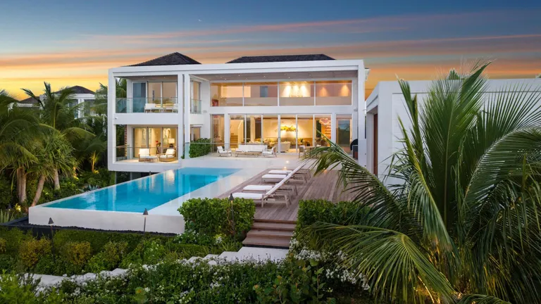 Turks and Caicos Real Estate | View BEACH ENCLAVE GRACE BAY, 8 | Listing | View 2