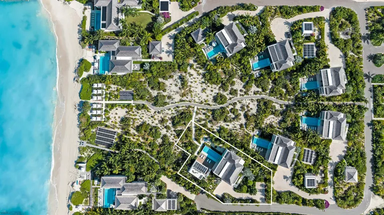 Turks and Caicos Real Estate | View BEACH ENCLAVE GRACE BAY, 8 | Listing | View 5