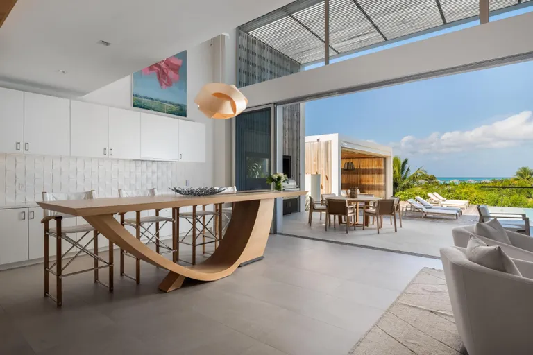 Turks and Caicos Real Estate | View BEACH ENCLAVE GRACE BAY, 8 | Listing | View 13