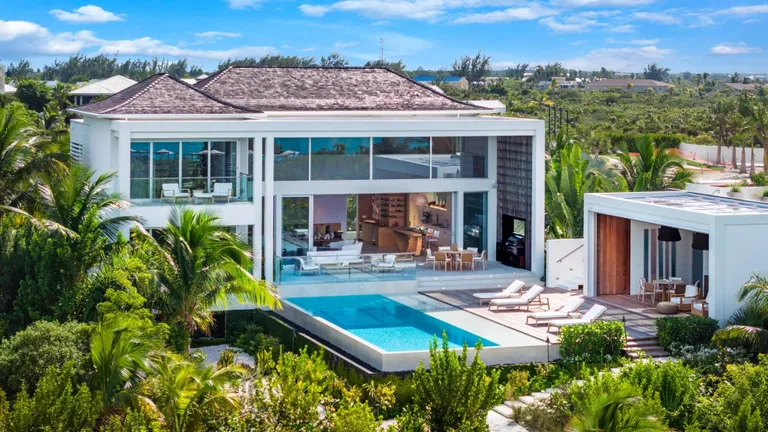 Turks and Caicos Real Estate | View BEACH ENCLAVE GRACE BAY, 8 | Listing | View 4