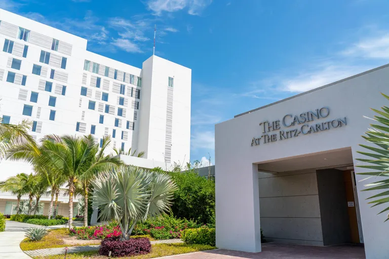 Turks and Caicos Real Estate | View RITZ CARLTON RESIDENCES, 9B TOW A | Listing | View 34