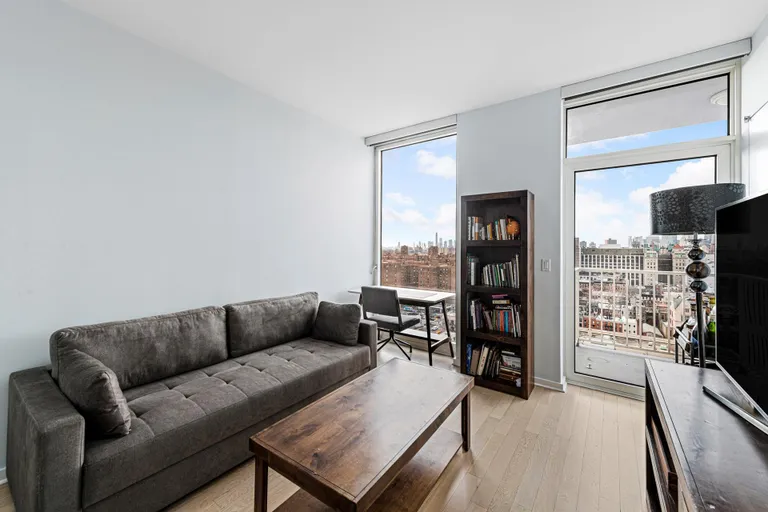 New York City Real Estate | View 340 East 23rd Street, PH1B | room 7 | View 8