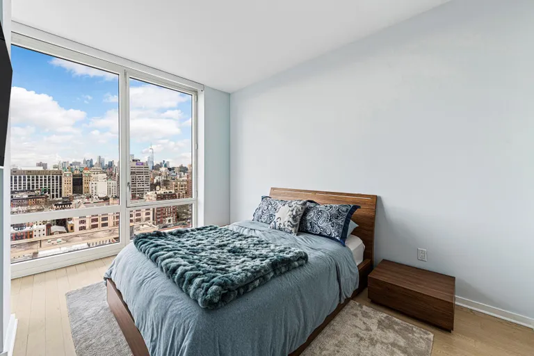 New York City Real Estate | View 340 East 23rd Street, PH1B | room 4 | View 5