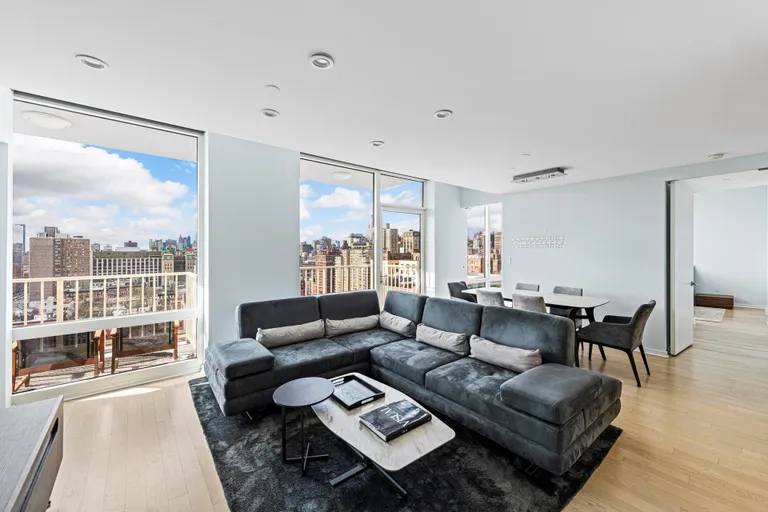 New York City Real Estate | View 340 East 23rd Street, PH1B | 2 Beds, 2 Baths | View 1