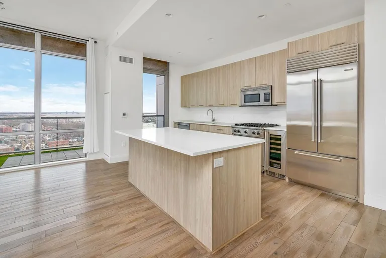 New York City Real Estate | View 1501 Voorhies Avenue, 22E | room 5 | View 6