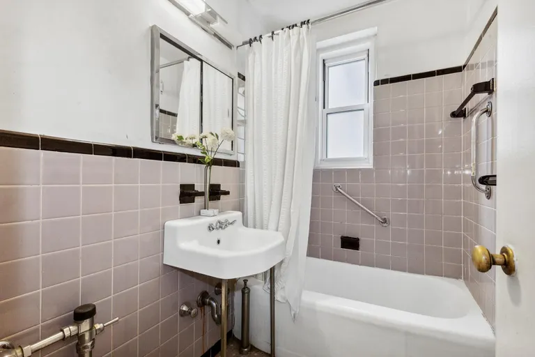 New York City Real Estate | View 112-20 72nd Drive, B35 | room 6 | View 7
