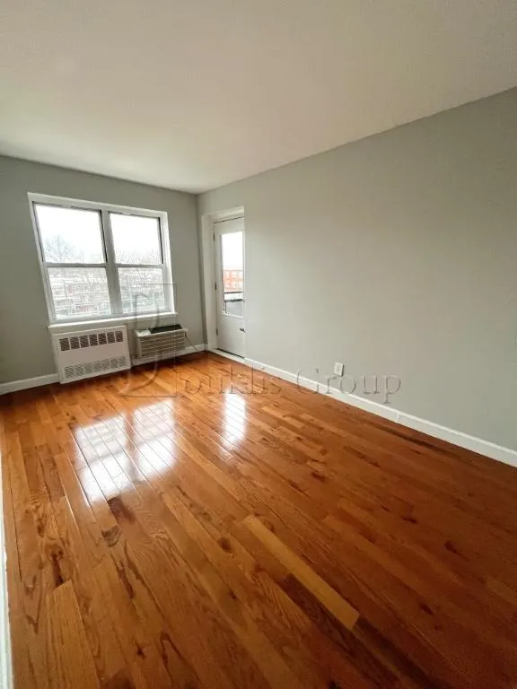 New York City Real Estate | View 16-66 Bell Blvd, 424 | room 3 | View 4