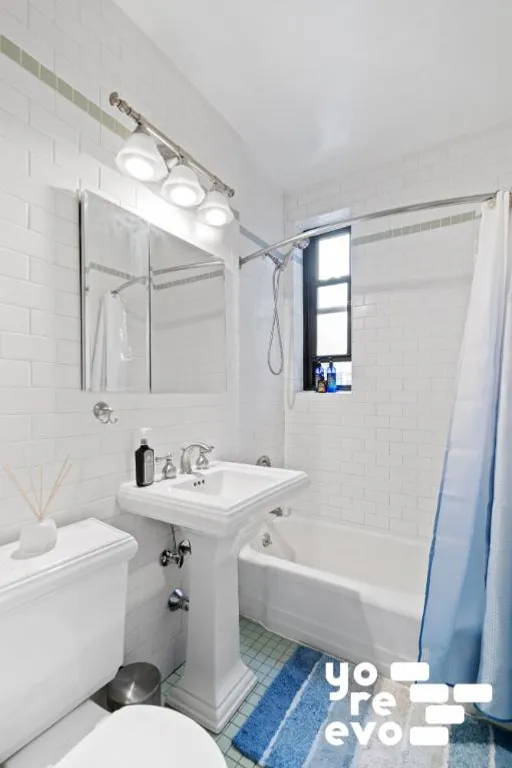 New York City Real Estate | View 100 West 12th Street, 6E | room 2 | View 3