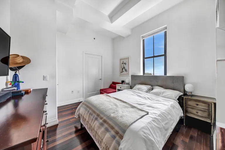 New York City Real Estate | View 1 Hanson Place, 17A | room 3 | View 4