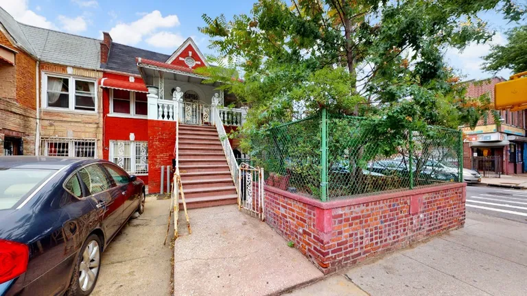 New York City Real Estate | View 1073 Clarkson Avenue, * | 5 Beds, 2 Baths | View 1