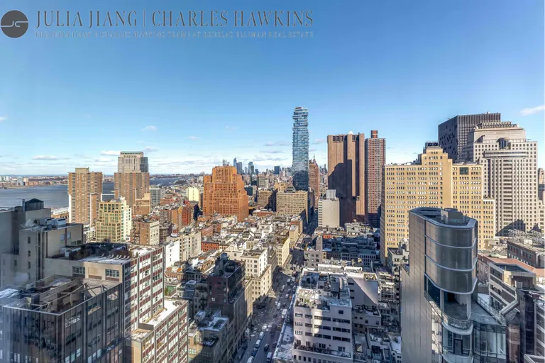 New York City Real Estate | View 30 Park Place, 39A | room 1 | View 2