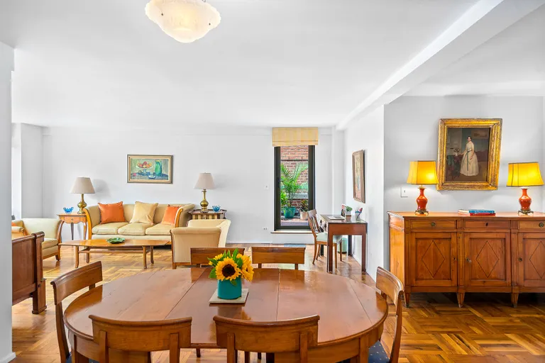 New York City Real Estate | View 425 East 63rd Street, W11D | 1 Bed, 1 Bath | View 1