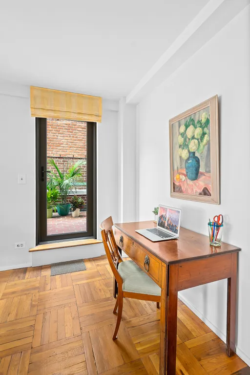 New York City Real Estate | View 425 East 63rd Street, W11D | room 1 | View 2
