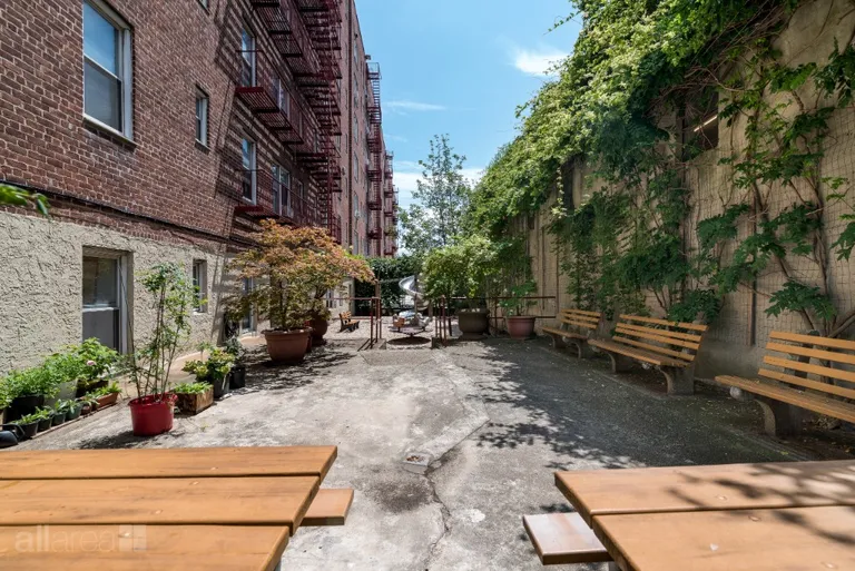 New York City Real Estate | View 67-30 Clyde Street, 6G | room 13 | View 14