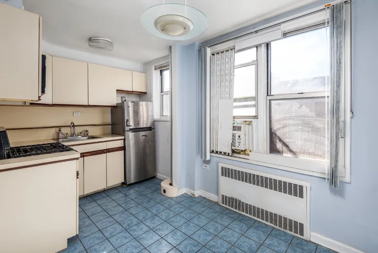 New York City Real Estate | View 67-30 Clyde Street, 6G | room 7 | View 8