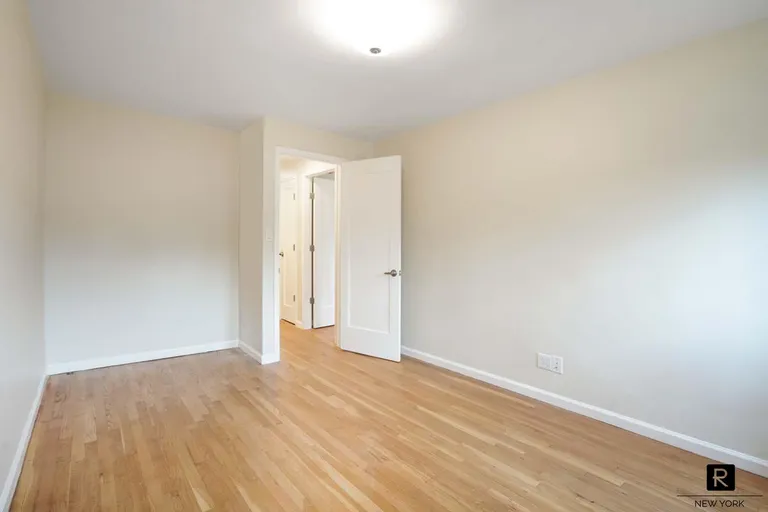 New York City Real Estate | View 25-45 72nd Street, BUILDING | room 13 | View 14