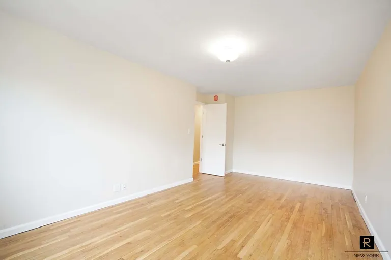 New York City Real Estate | View 25-45 72nd Street, BUILDING | room 12 | View 13