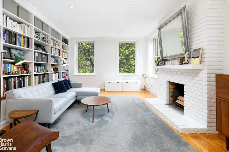 New York City Real Estate | View 123 Pierrepont Street, 2A | 2 Beds, 2 Baths | View 1