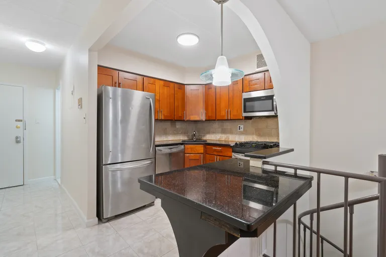 New York City Real Estate | View 68-21 242nd Street, 37A | room 14 | View 15