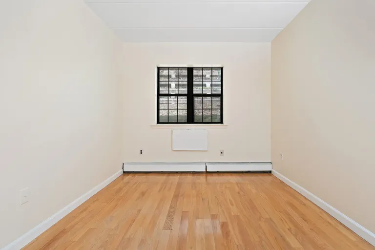 New York City Real Estate | View 68-21 242nd Street, 37A | room 12 | View 13