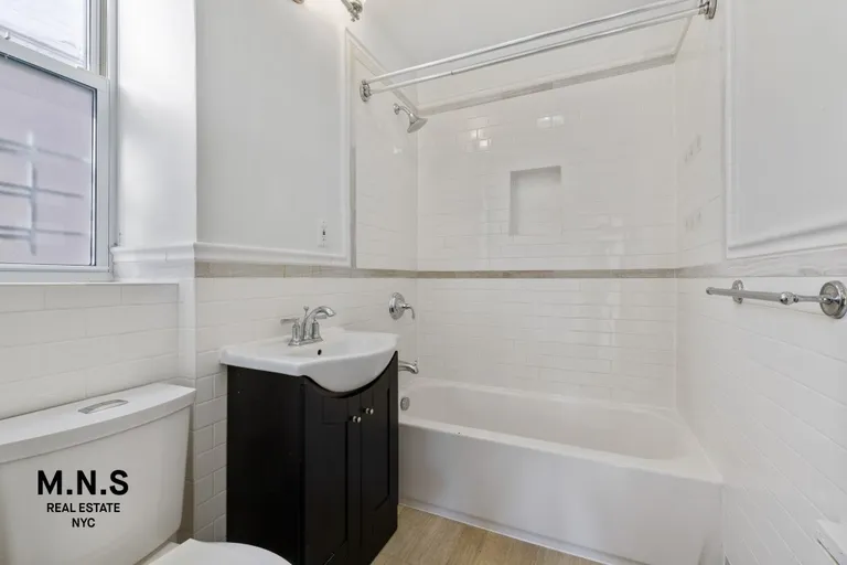New York City Real Estate | View 165 East 19th Street, 3D | room 5 | View 6