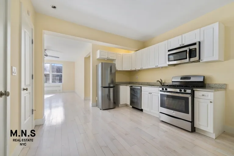 New York City Real Estate | View 165 East 19th Street, 3D | 2 Beds, 1 Bath | View 1