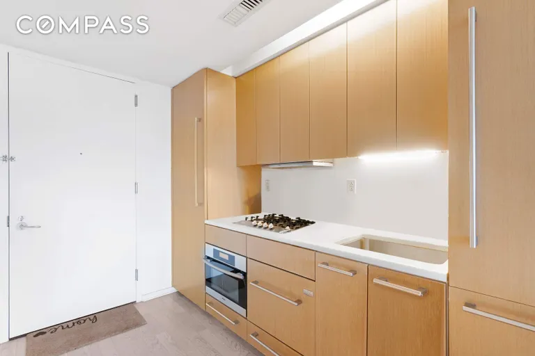 New York City Real Estate | View 340 East 23rd Street, 16J | room 2 | View 3