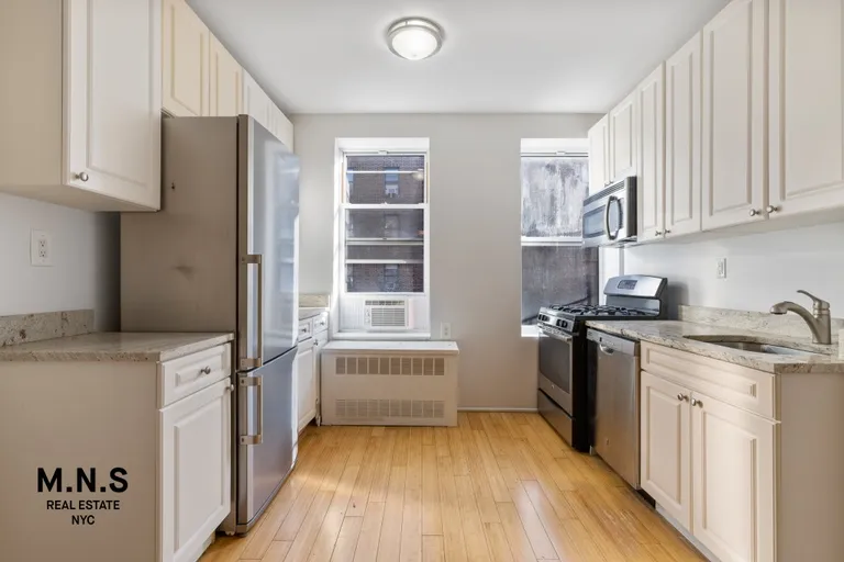 New York City Real Estate | View 146 East 19th Street, 4E | room 1 | View 2
