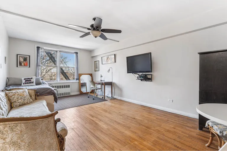 New York City Real Estate | View 1250 Ocean Parkway, 4D | room 1 | View 2