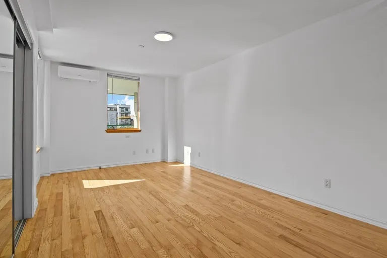 New York City Real Estate | View 2882 West 15th Street, 3B | room 3 | View 4
