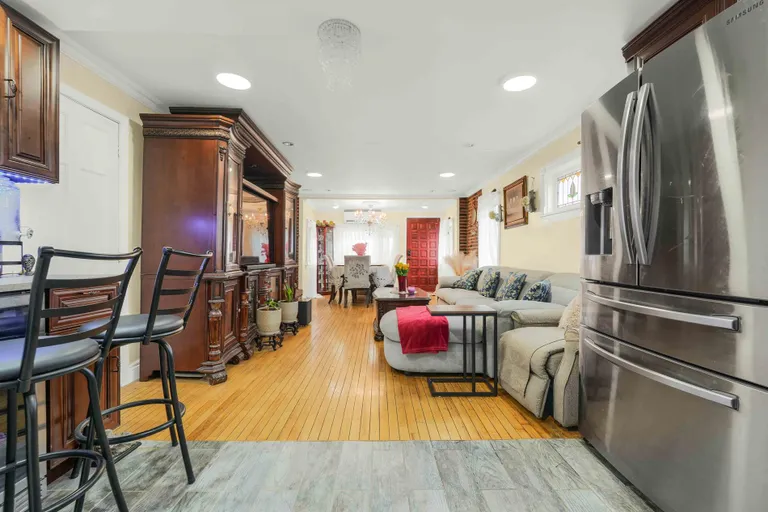 New York City Real Estate | View 148-12 Sutter Avenue | room 4 | View 5