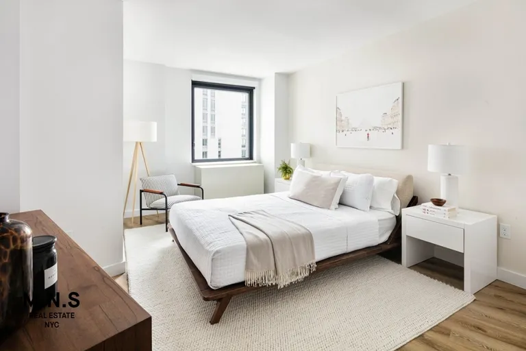 New York City Real Estate | View 46-09 69th Street, 1623 | room 36 | View 37