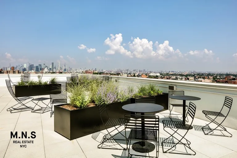 New York City Real Estate | View 46-09 69th Street, 1623 | room 9 | View 10