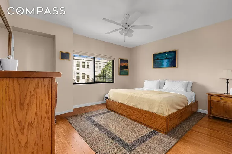 New York City Real Estate | View 20 Tiffany Place, 2S | room 5 | View 6