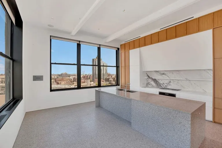 New York City Real Estate | View 1 Main Street, 14TH FLOOR | room 6 | View 7