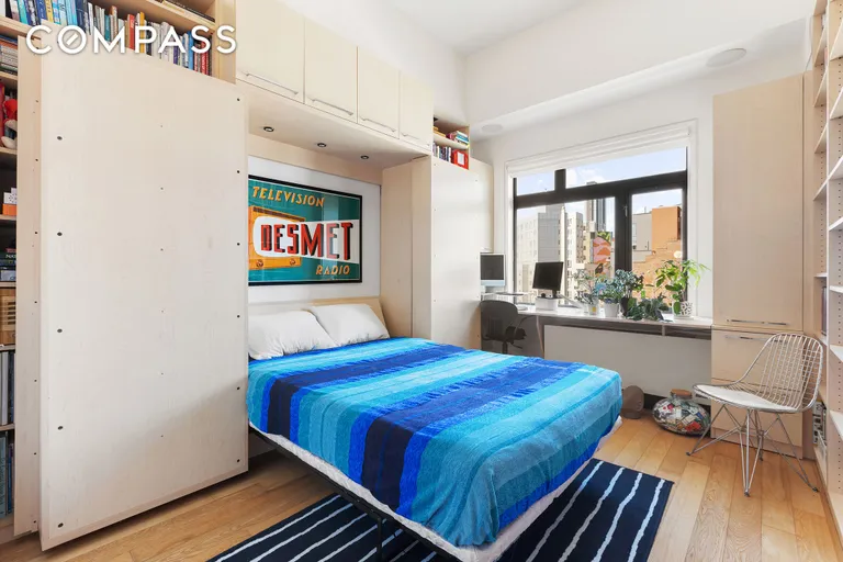 New York City Real Estate | View 11-02 49th Avenue, 6G | room 8 | View 9
