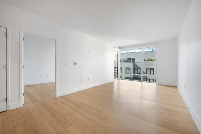 New York City Real Estate | View 133 Beach 116th Street, 4L | room 6 | View 7