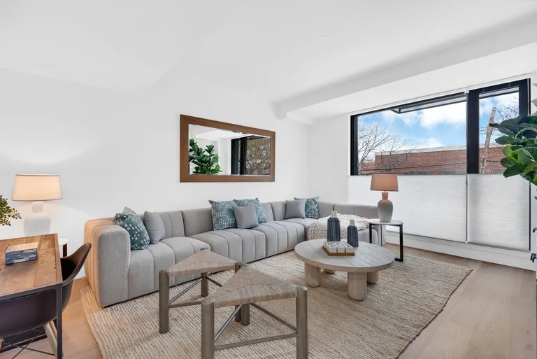 New York City Real Estate | View 22 Huntington Street, HOUSE | room 7 | View 8